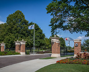 Cantigny main entrance, 2014